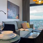 Urban Global Skyline - 25th Floor No 19 - Free Garage *
