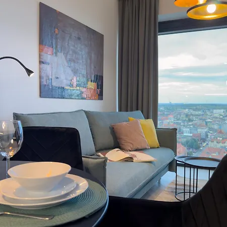 Urban Global Skyline - 25th Floor No 19 - Air Condition - Free Garage *