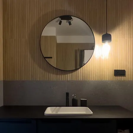 Urban Global Skyline, 25th Floor No 19, Free Garage, Self Check-in, No Deposit Katowice