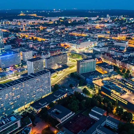 Urban Global Skyline, 25th Floor No 19, Free Garage, Self Check-in, No Deposit Apartamento