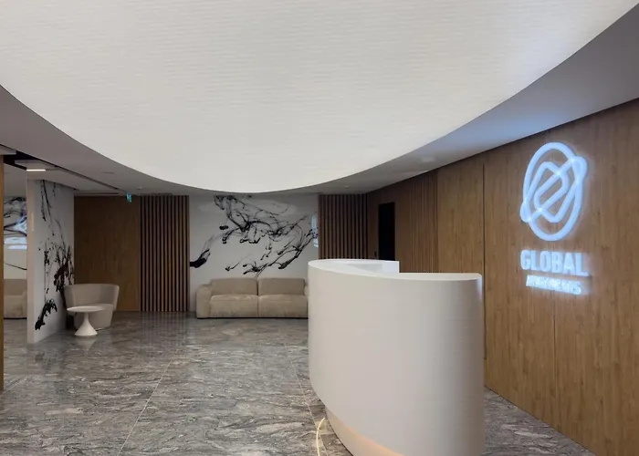 Urban Global Skyline, 25th Floor No 19, Free Garage, Self Check-in, No Deposit * Katowice