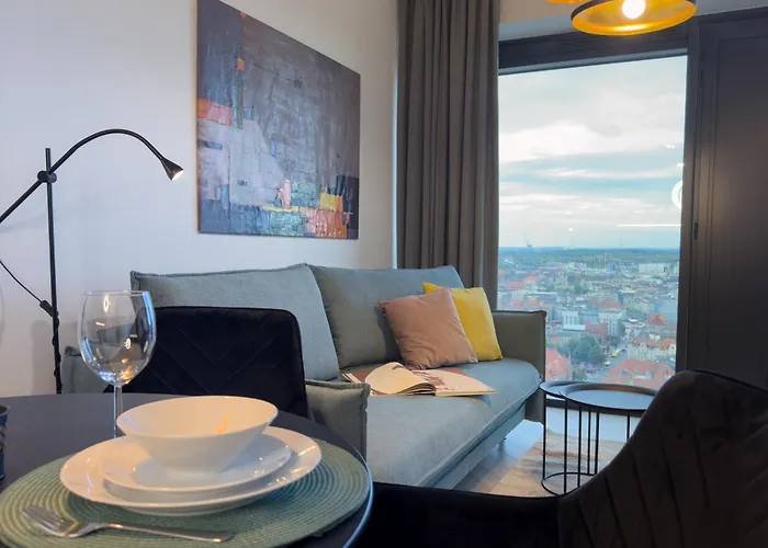 Urban Global Skyline, 25th Floor No 19, Free Garage, Self Check-in, No Deposit *