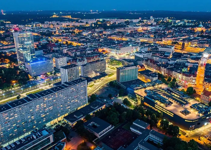 Urban Global Skyline, 25th Floor No 19, Free Garage, Self Check-in, No Deposit Appartement